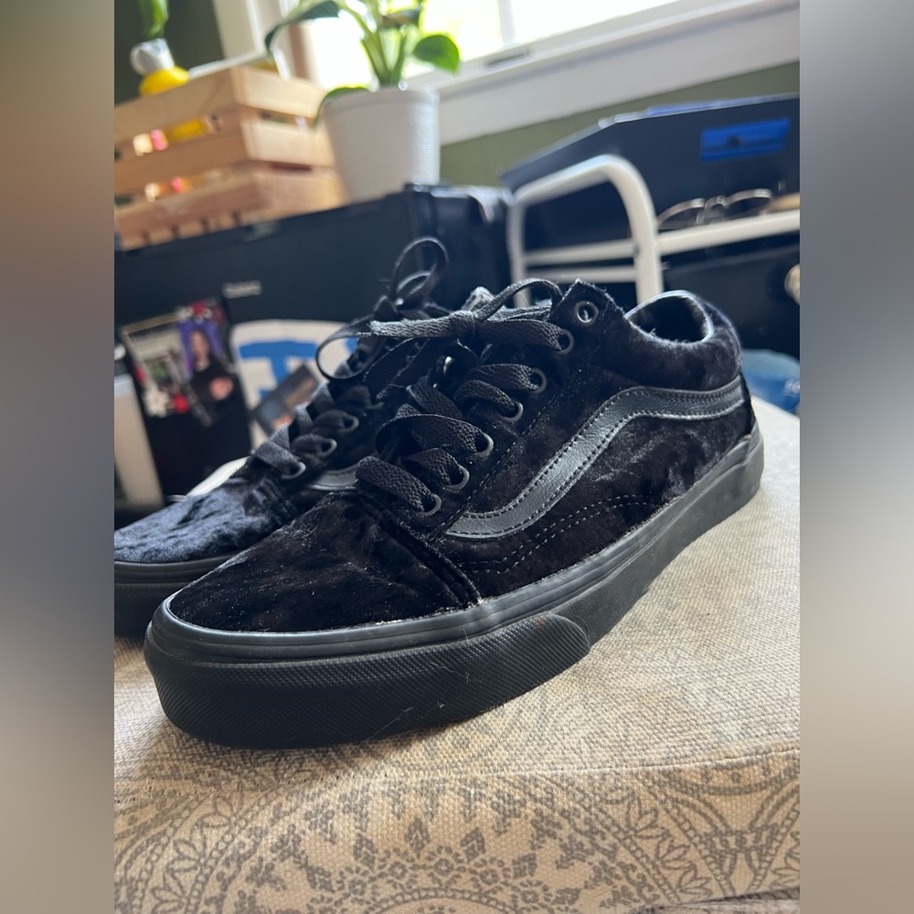 Old Skool Vans - black velvet